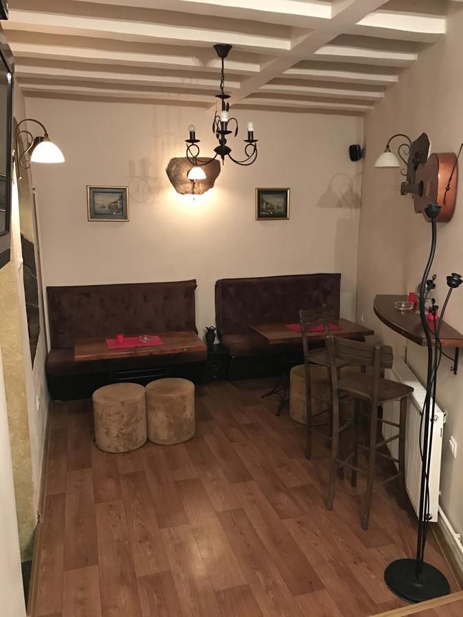 Apartament Cacak Ngoại thất bức ảnh
